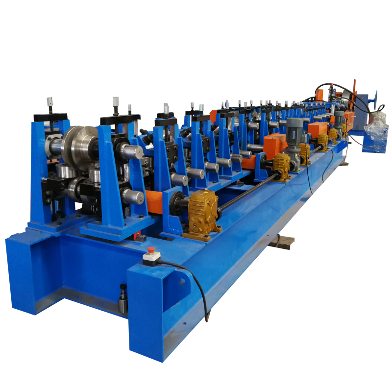Auto C Purlin Machine C50-150 Pre-cutting 1.png