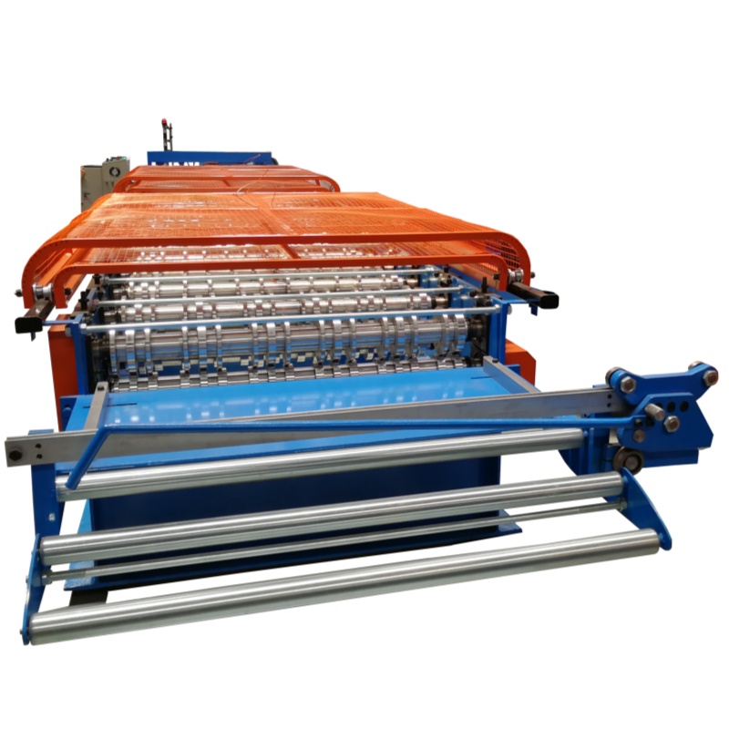 1200 Wider Roof Metal Rolling Machine 4.jpg