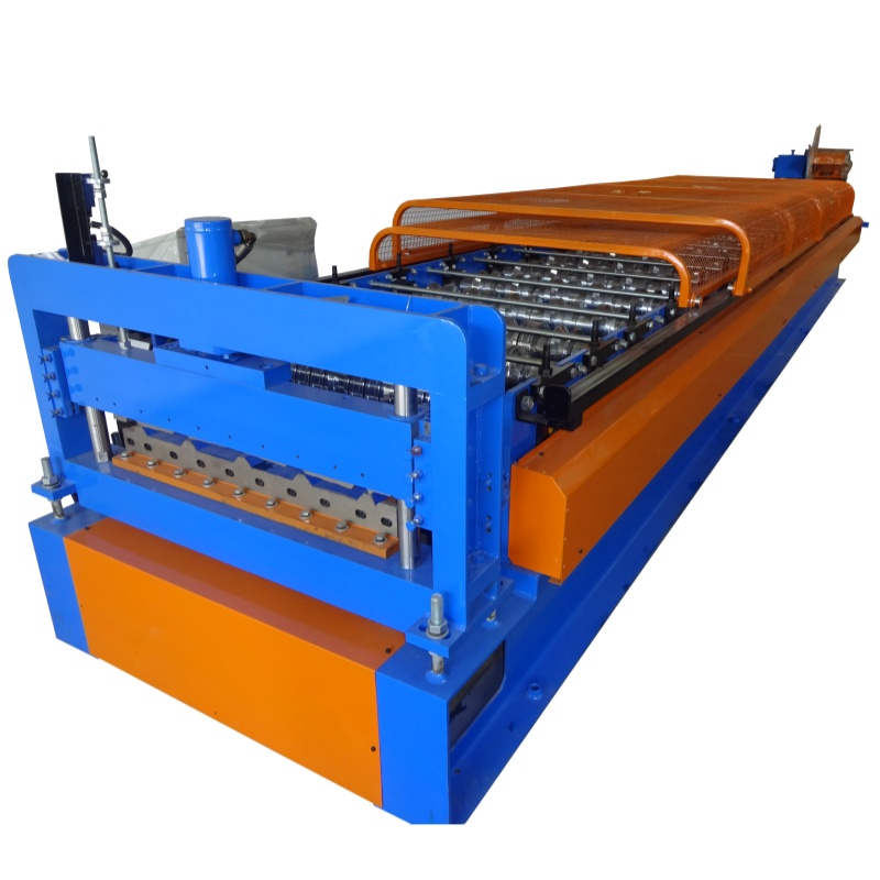760 Standard Roofing metal rolling machine 2.jpg